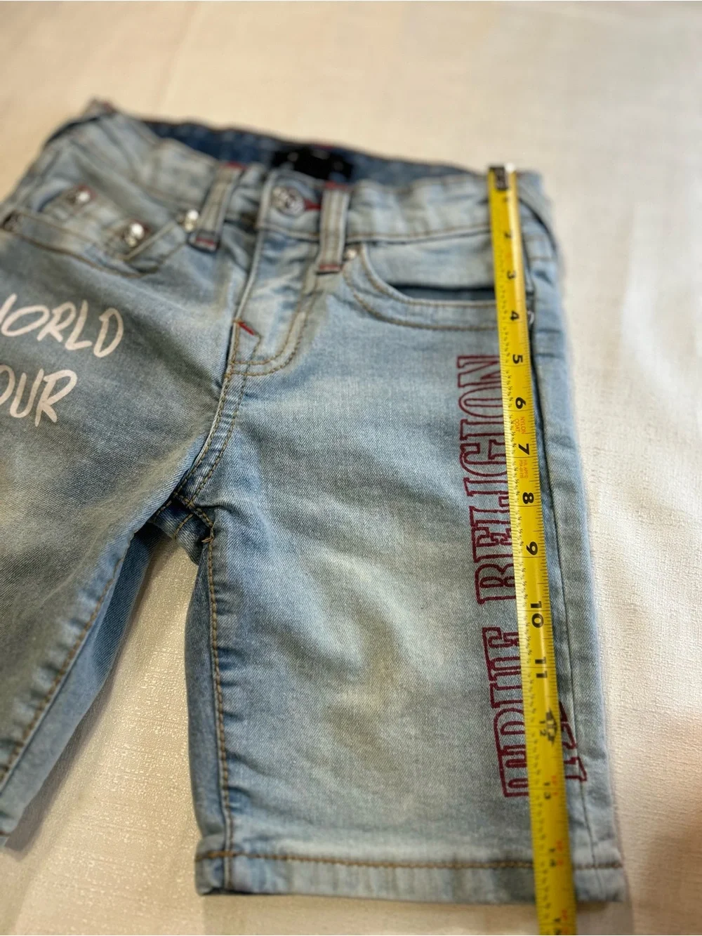 True Religion Ricky World Tour Denim Shorts Boys Size 8 Light Wash Logo